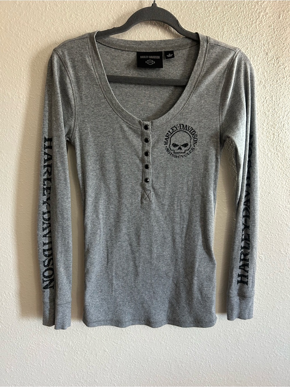 Harley Davidson Willie G Skull Ribbed Knit Henley Long Sleeve Tshirt Womens M